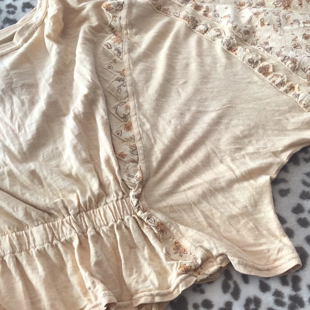 Free People Throwback Embroidered Volume Sleeve Top in Sand Combo Size S…